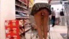 Butt-Plug In Public Store